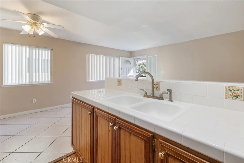 3045 Knollwood Avenue, La Verne, California 91750 home-pic-15