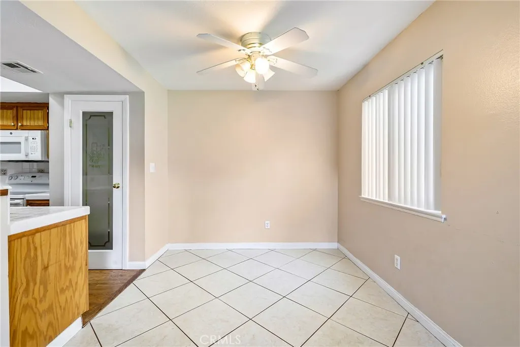 3045 Knollwood Avenue, La Verne, California 91750 home-pic-7