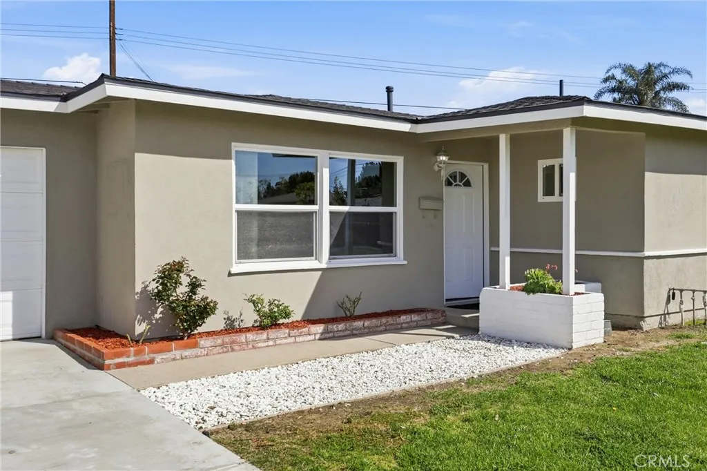 5394 Evart Street, Montclair, California 91763 home-pic-2