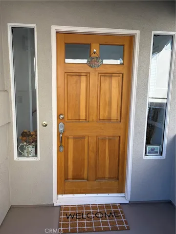 Welcoming front entry