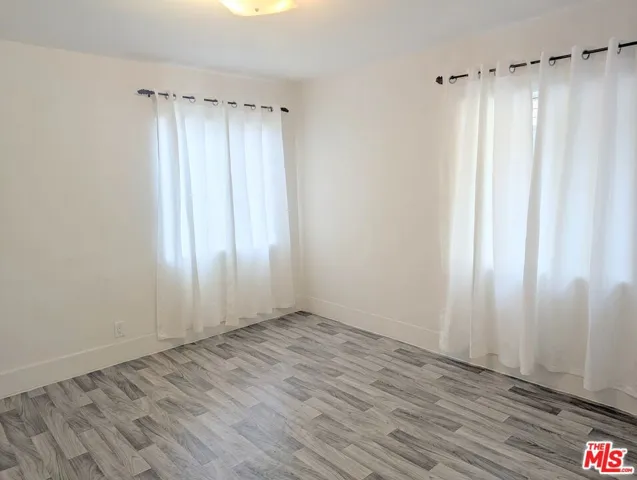 545 W 41st Street, Los Angeles, California 90037