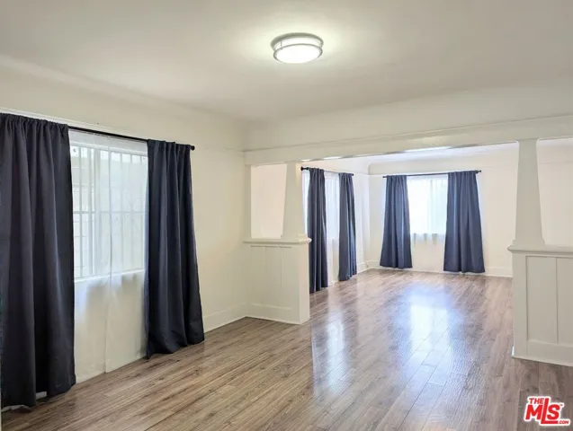 545 W 41st Street, Los Angeles, California 90037
