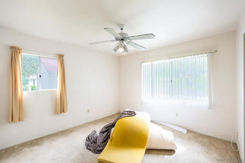 221 Colina Ter, Vista, California 92084 home-pic-33