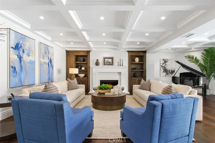 4 Inverness Lane, Newport Beach, California 92660