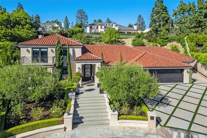 4 Inverness Lane, Newport Beach, California 92660