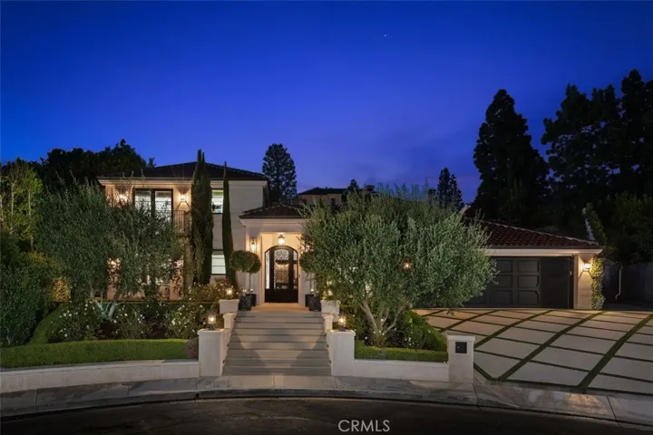4 Inverness Lane, Newport Beach, California 92660