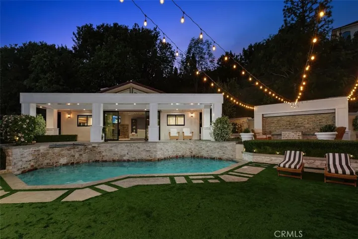 4 Inverness Lane, Newport Beach, California 92660