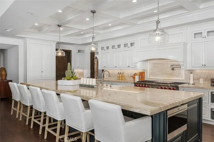 4 Inverness Lane, Newport Beach, California 92660