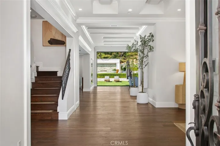 4 Inverness Lane, Newport Beach, California 92660