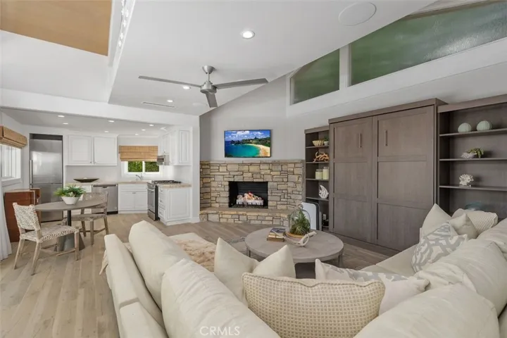 4 Inverness Lane, Newport Beach, California 92660