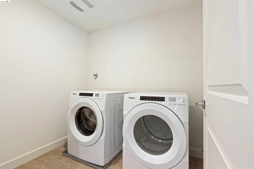 500 500 Somi Ct 313, Hayward, California 94544 home-pic-6