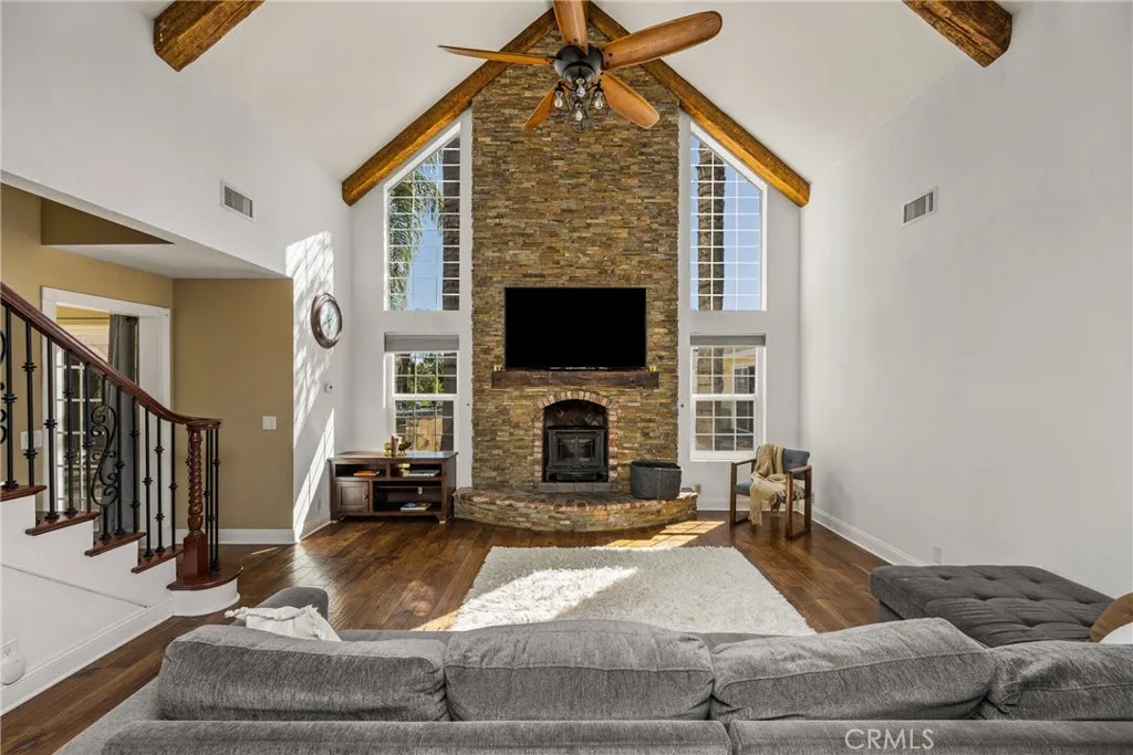 33486 Wild Lilac Rd, Menifee, California 92584 home-pic-8