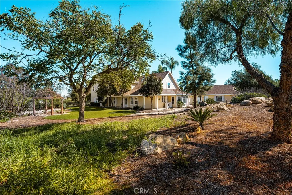 33486 Wild Lilac Rd, Menifee, California 92584 home-pic-3
