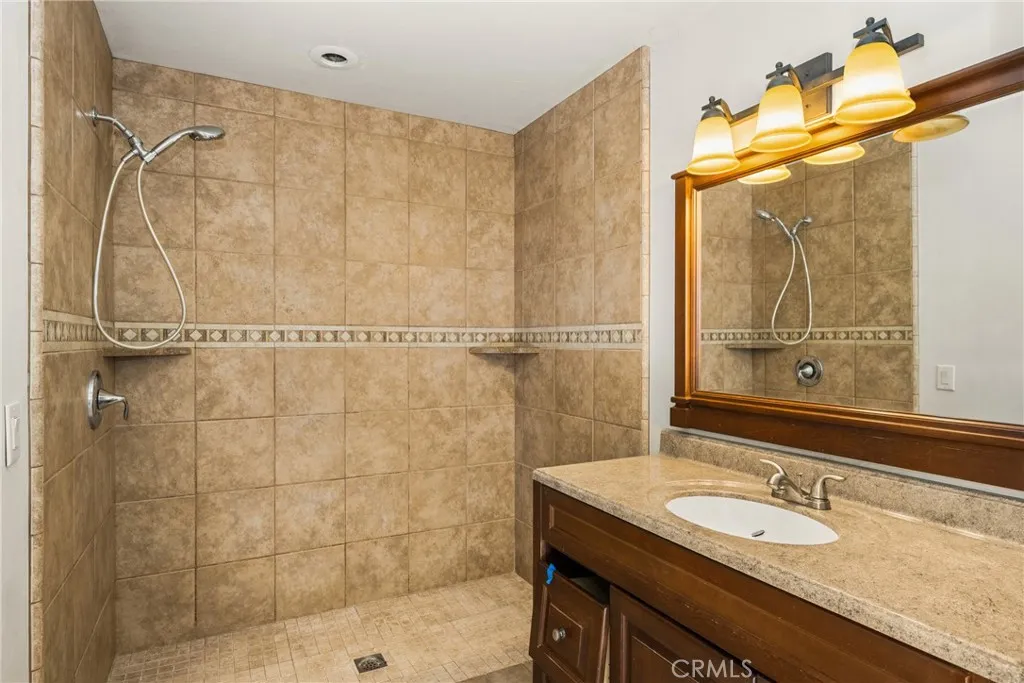 33486 Wild Lilac Rd, Menifee, California 92584 home-pic-63