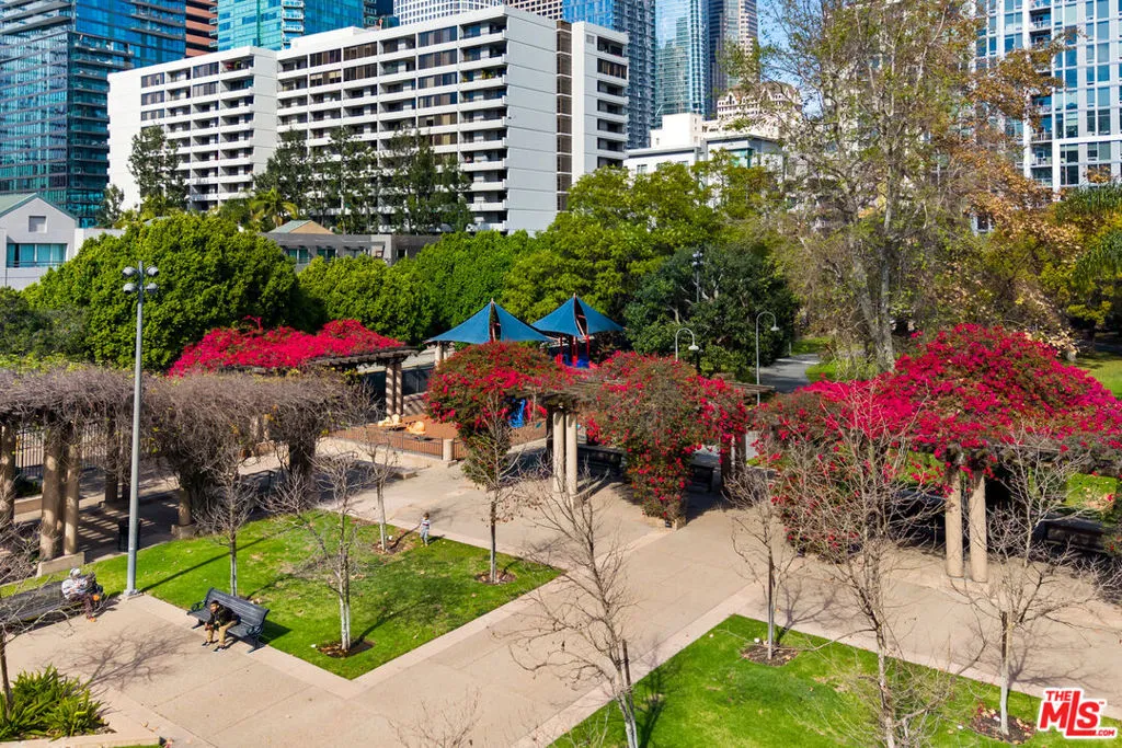 645 W 9th Street 529, Los Angeles, California 90015 home-pic-33
