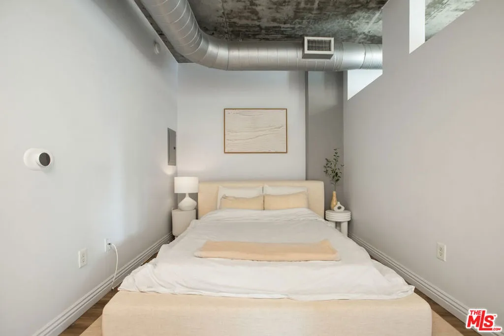 645 W 9th Street 529, Los Angeles, California 90015 home-pic-5