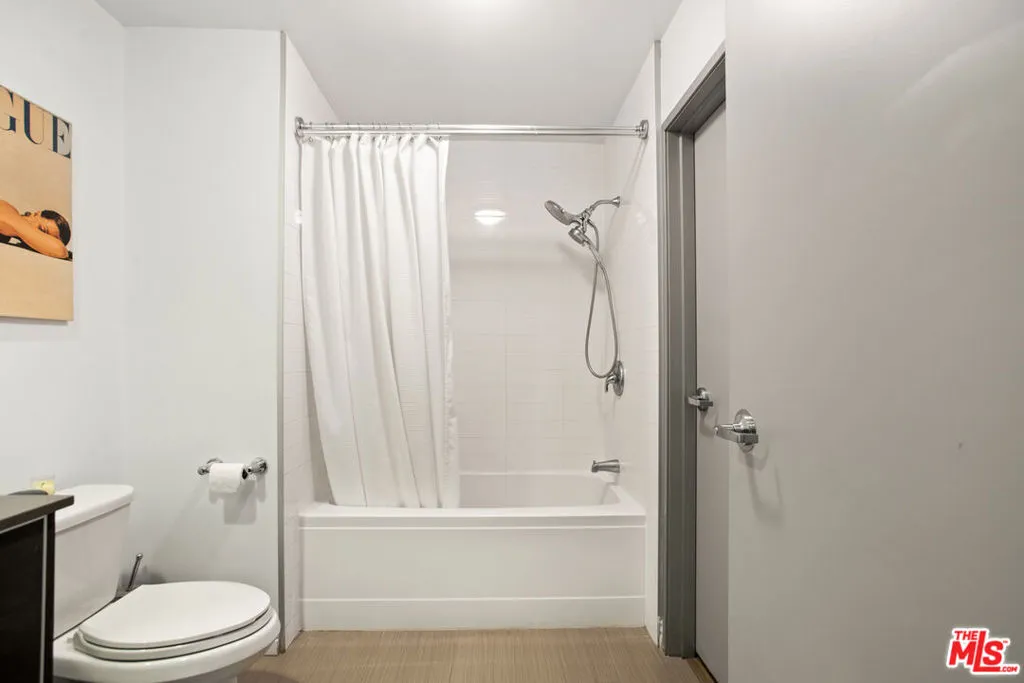 645 W 9th Street 529, Los Angeles, California 90015 home-pic-7