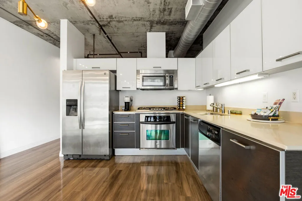 645 W 9th Street 529, Los Angeles, California 90015 home-pic-9