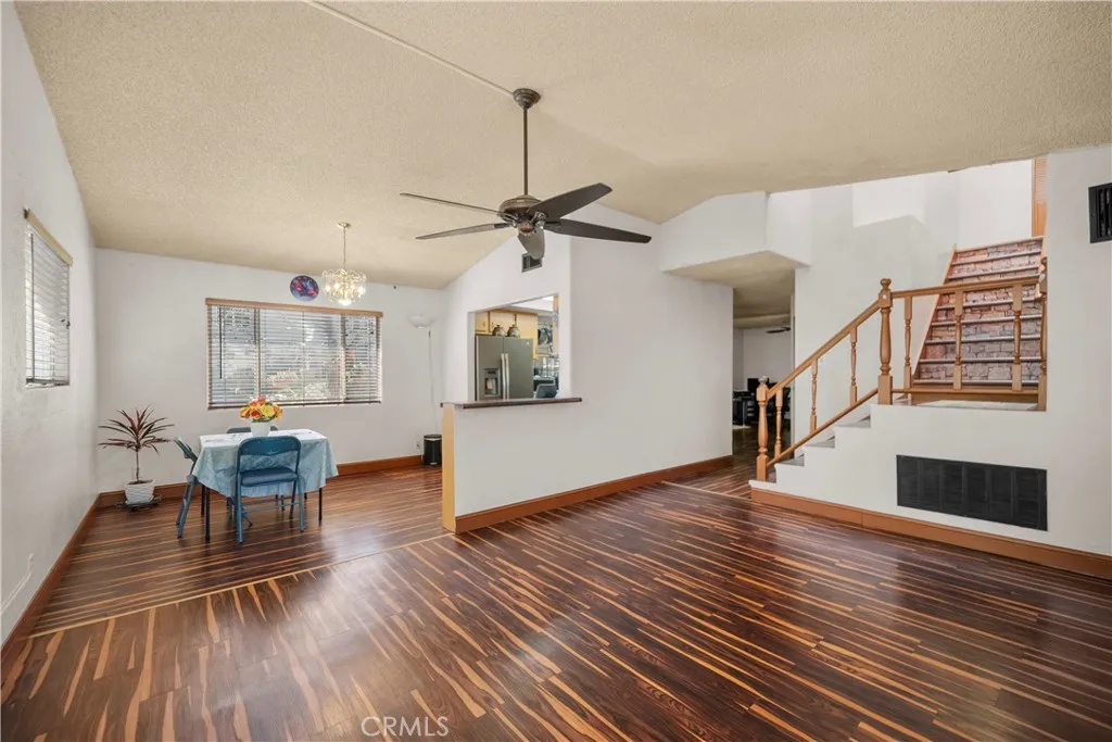 30602 San Martinez, Castaic, California 91384 home-pic-3
