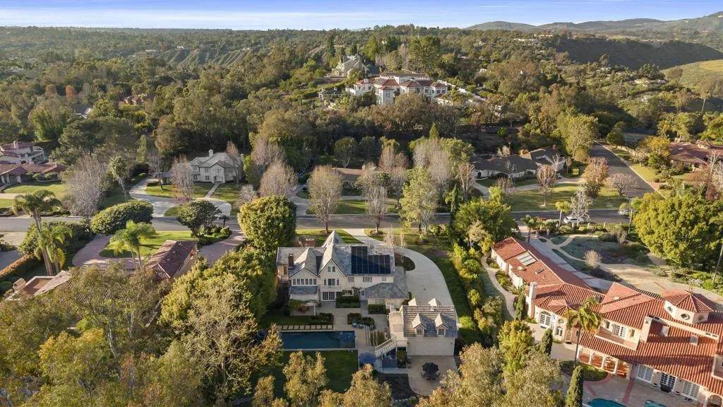 17307 Calle Mayor, Rancho Santa Fe, California 92067 home-pic-44