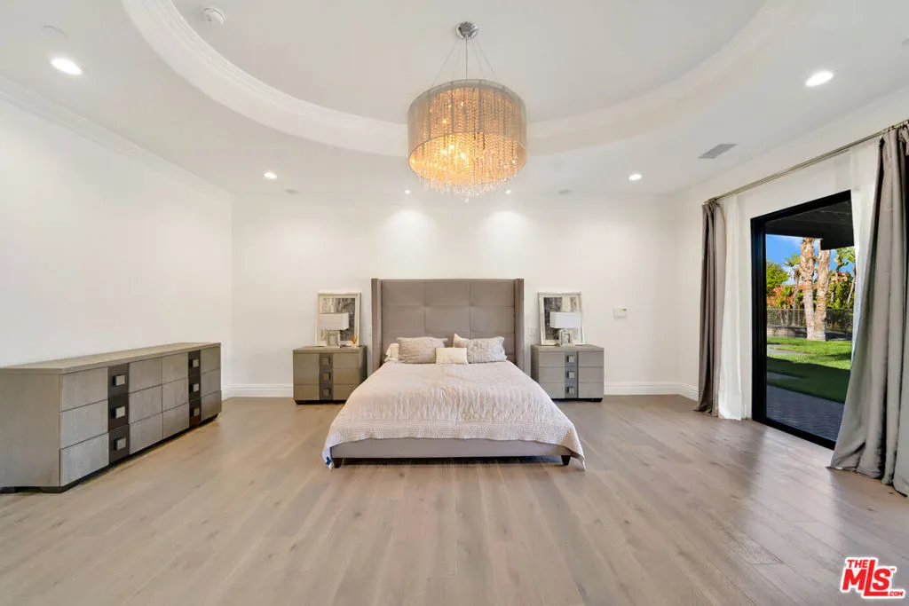 19034 Ashurst Lane, Tarzana, California 91356 home-pic-28