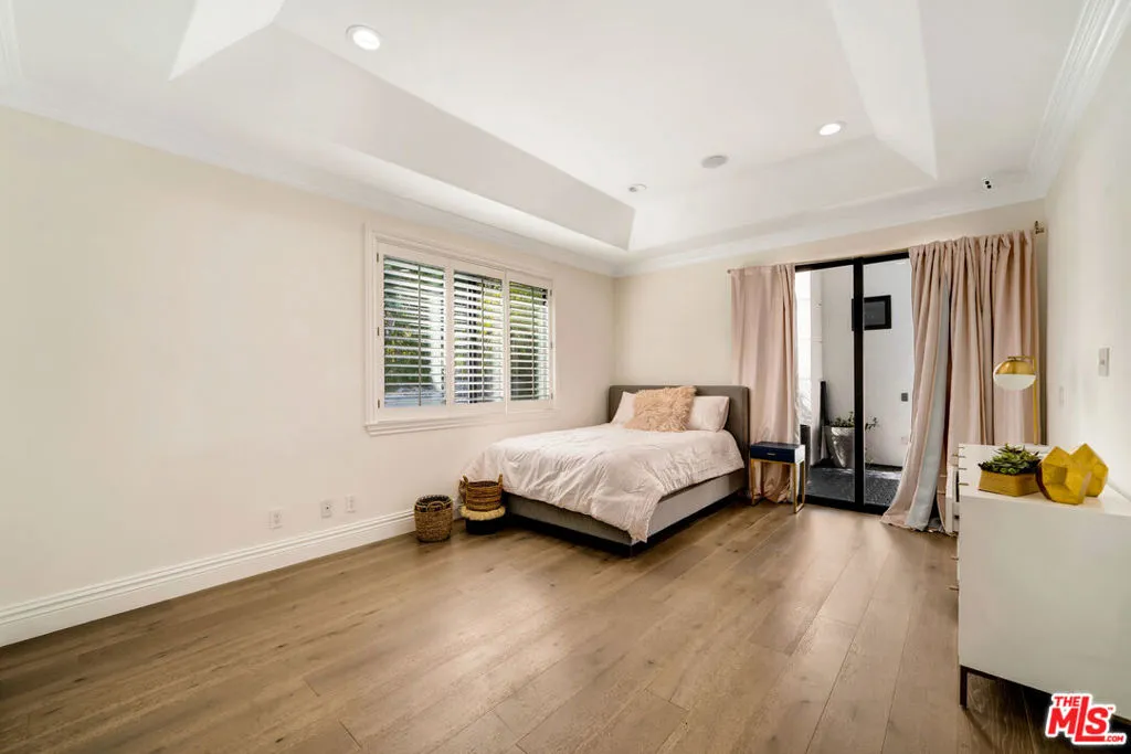 19034 Ashurst Lane, Tarzana, California 91356 home-pic-39