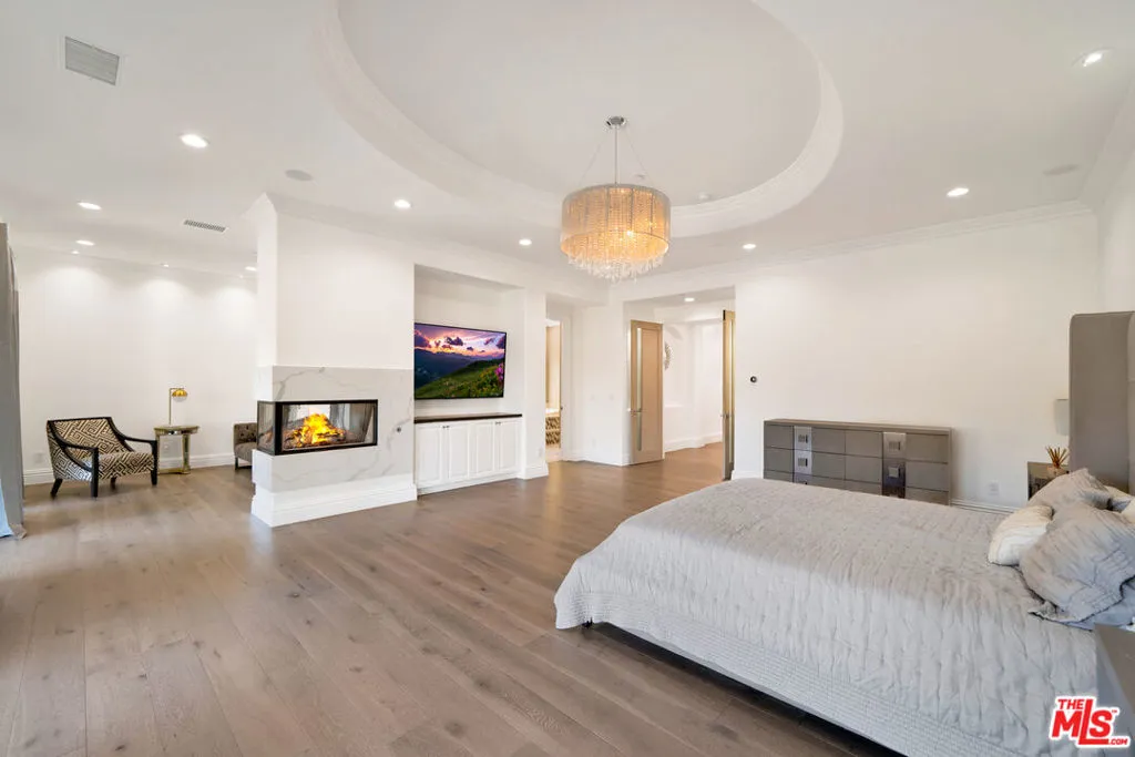 19034 Ashurst Lane, Tarzana, California 91356 home-pic-29