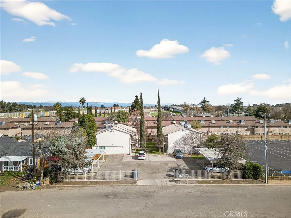 1962 1976 Edwards, Merced, California 95340 home-pic-1