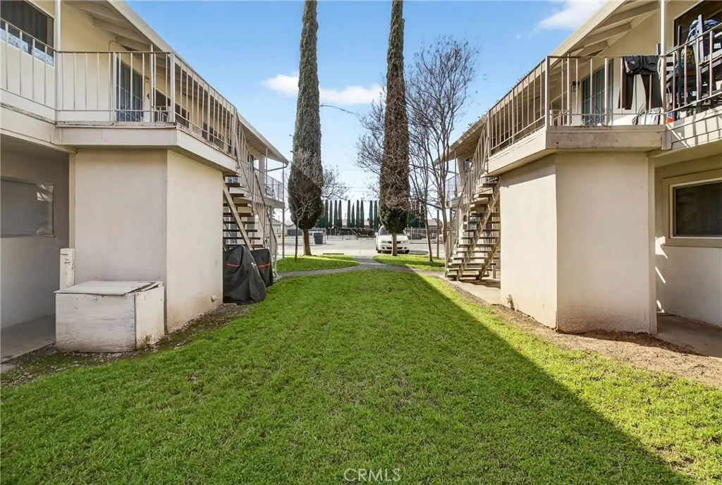1962 1976 Edwards, Merced, California 95340 home-pic-8