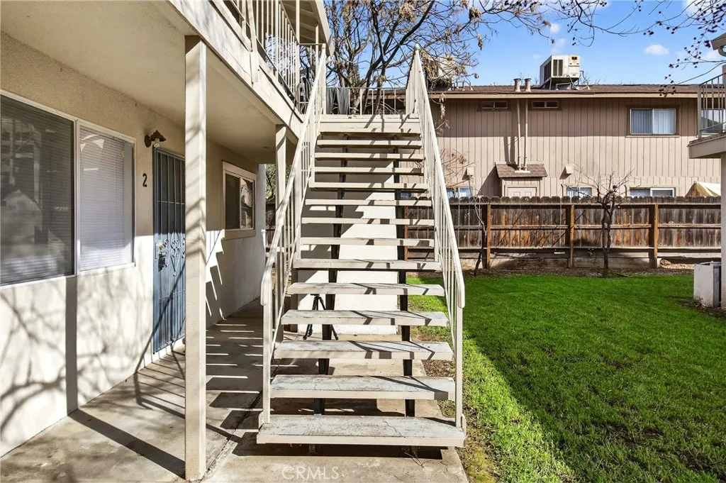 1962 1976 Edwards, Merced, California 95340 home-pic-11