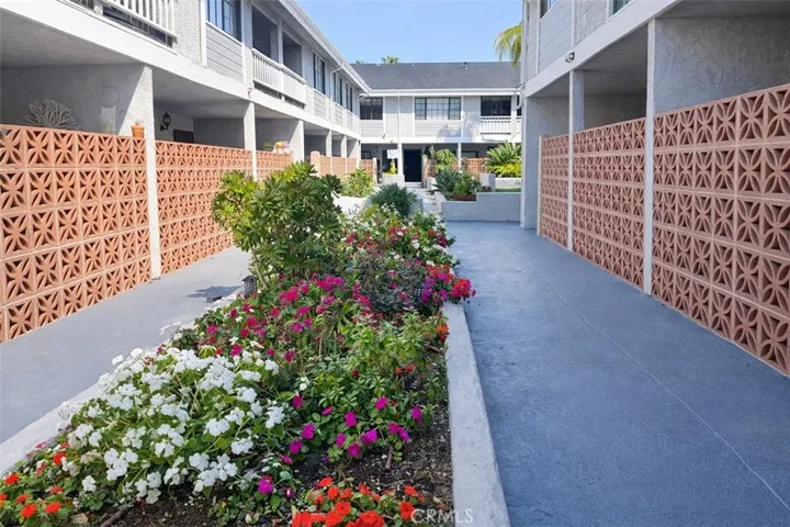 Entryway to the unit.
