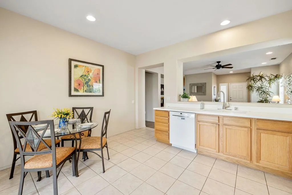 78638 Hampshire Avenue, Palm Desert, California 92211 home-pic-14