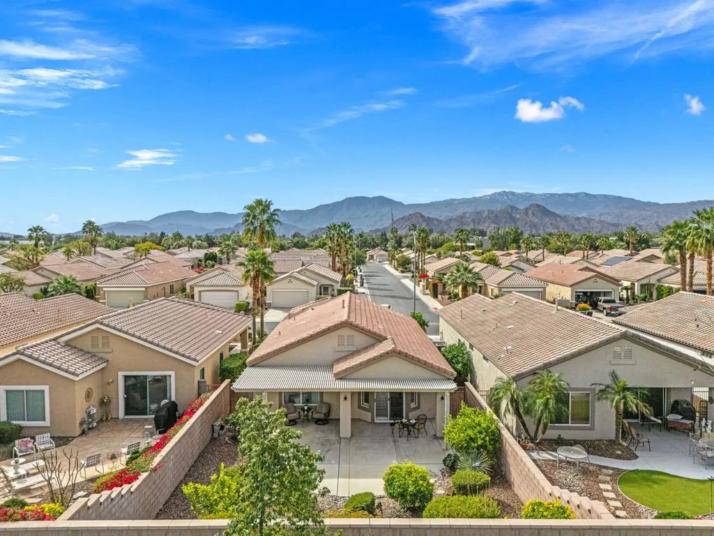 78638 Hampshire Avenue, Palm Desert, California 92211 home-pic-3