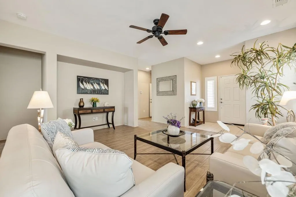 78638 Hampshire Avenue, Palm Desert, California 92211 home-pic-10