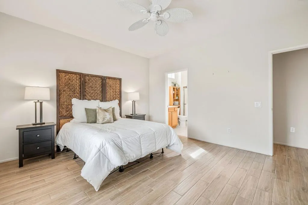 78638 Hampshire Avenue, Palm Desert, California 92211 home-pic-24
