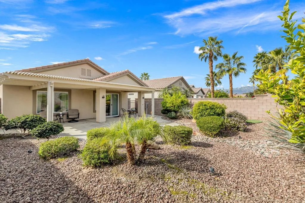 78638 Hampshire Avenue, Palm Desert, California 92211 home-pic-32