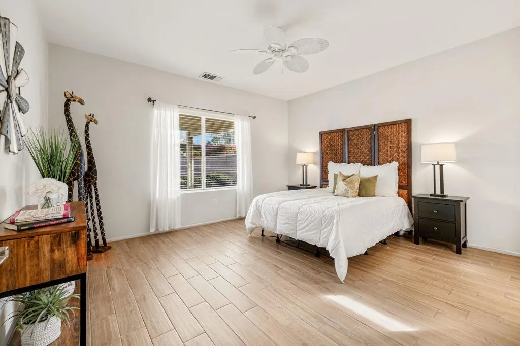 78638 Hampshire Avenue, Palm Desert, California 92211 home-pic-22
