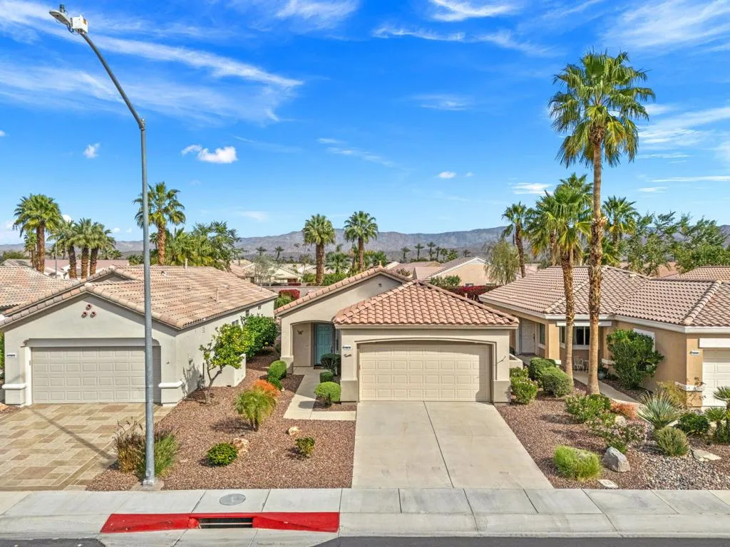 78638 Hampshire Avenue, Palm Desert, California 92211 home-pic-1