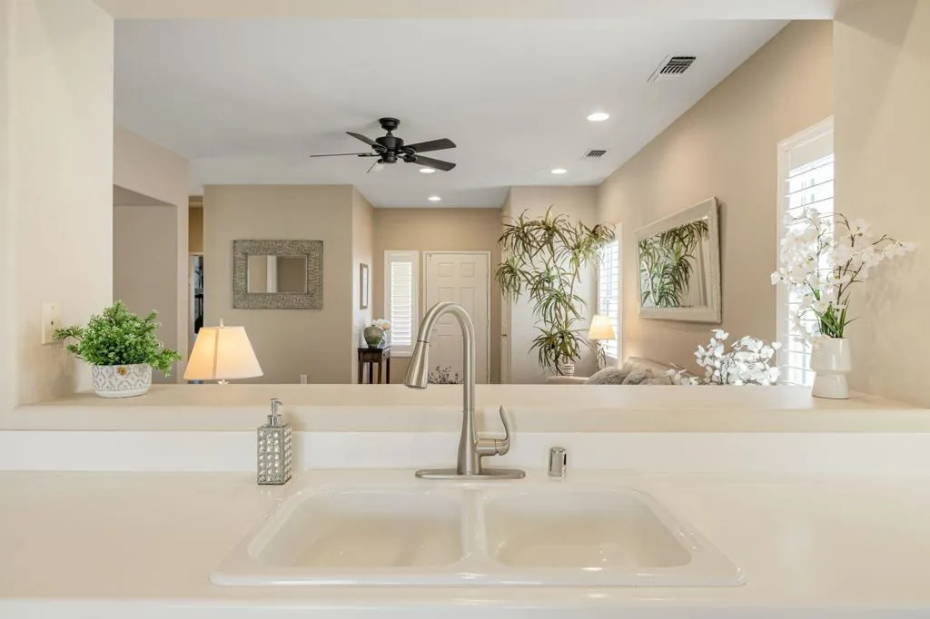 78638 Hampshire Avenue, Palm Desert, California 92211 home-pic-16