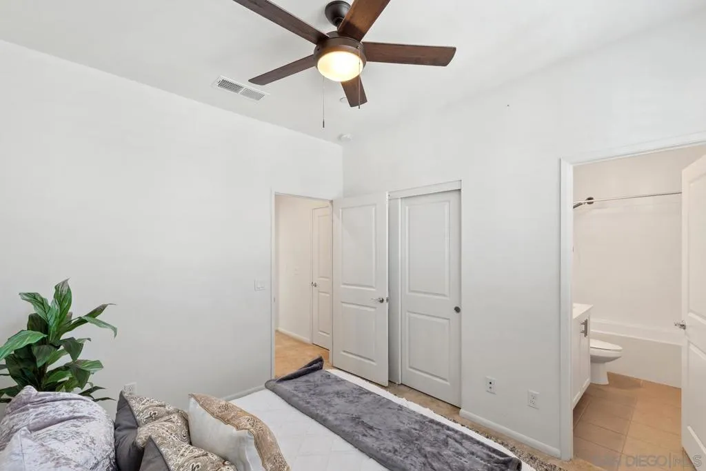 2328 Columba Gln, Escondido, California 92025 home-pic-26