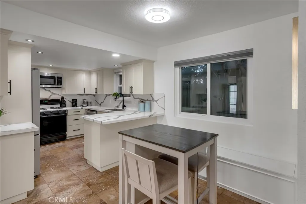 346 Molino, Long Beach, California 90814 home-pic-46