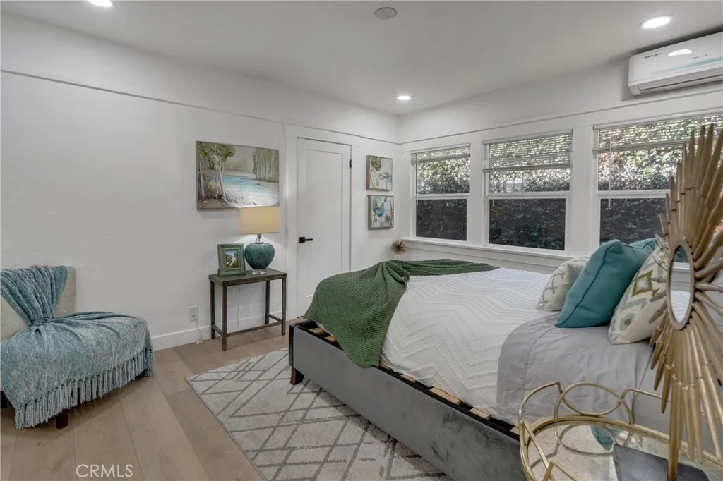 346 Molino, Long Beach, California 90814 home-pic-24
