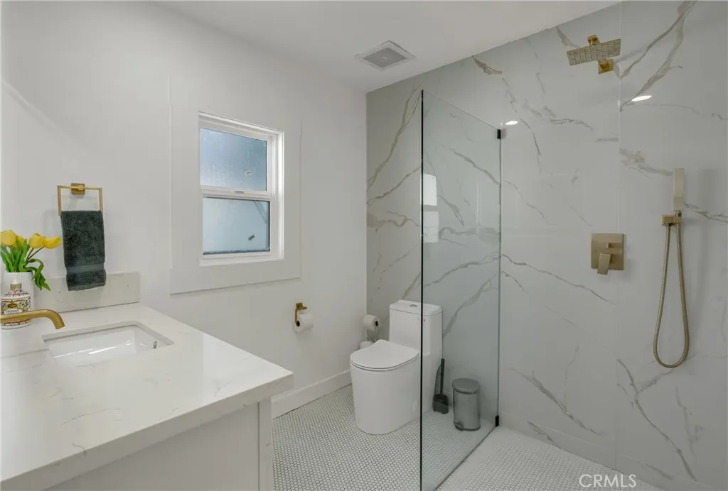346 Molino, Long Beach, California 90814 home-pic-35