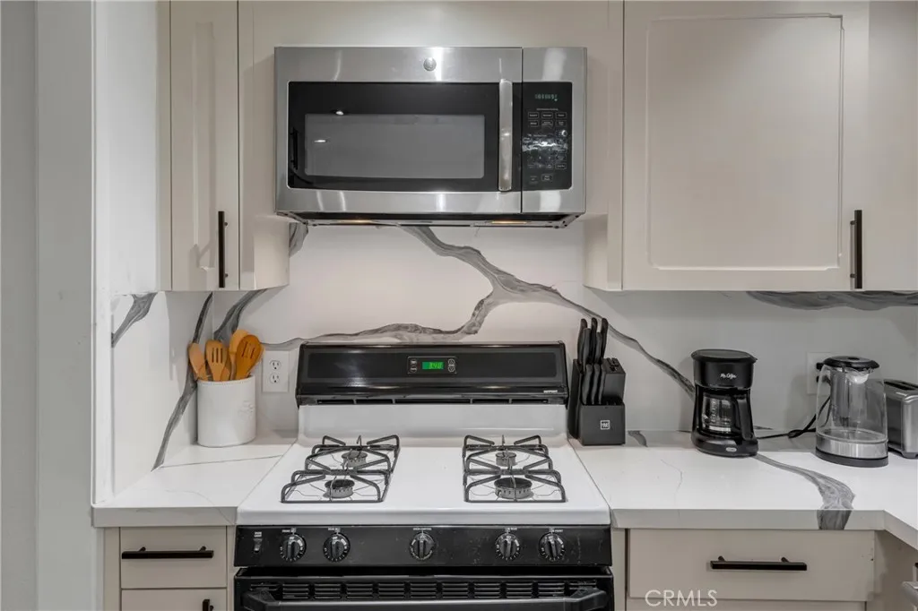 346 Molino, Long Beach, California 90814 home-pic-52