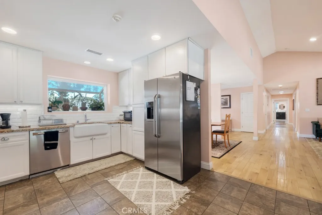 12349 Kenny Drive, Granada Hills, California 91344 home-pic-23