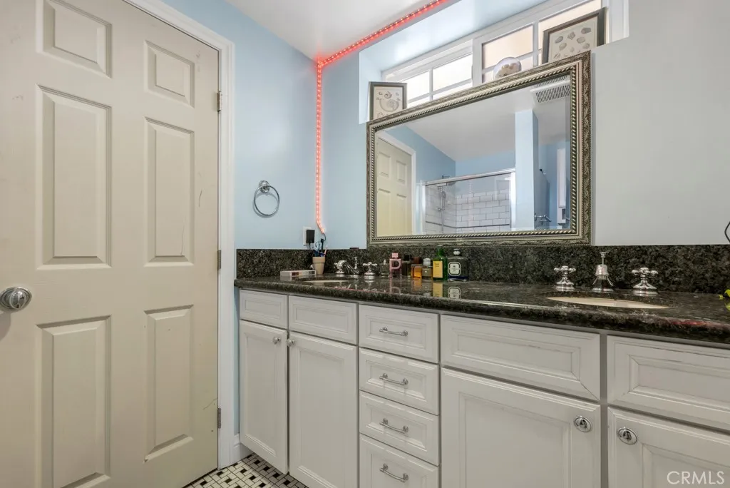 12349 Kenny Drive, Granada Hills, California 91344 home-pic-37