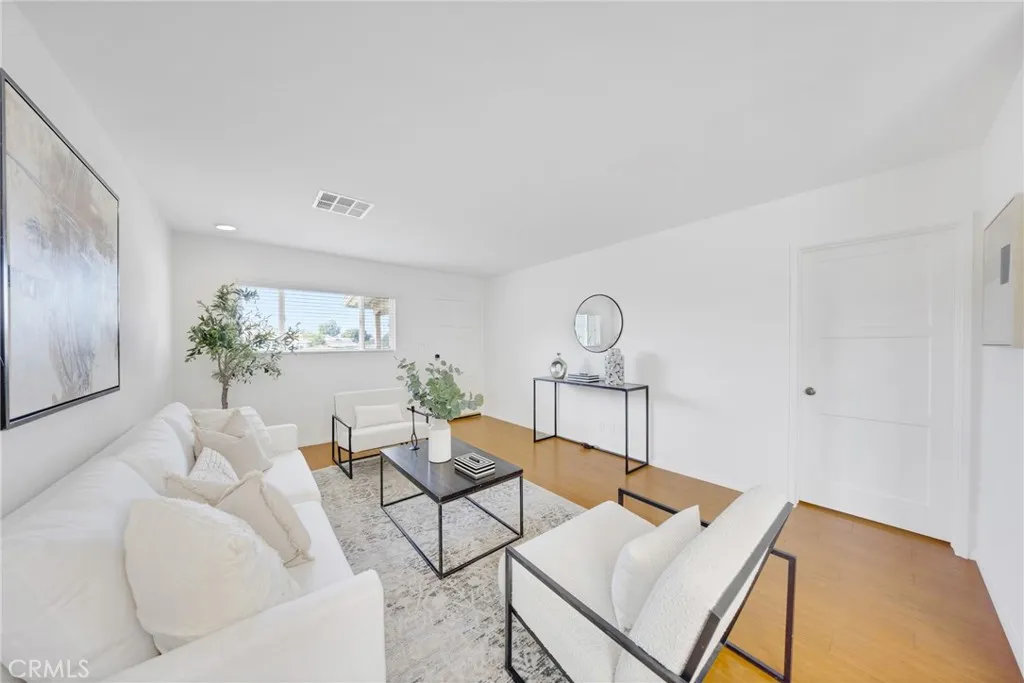 305 Bluffdale, Monterey Park, California 91755 home-pic-6