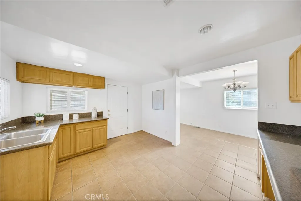 305 Bluffdale, Monterey Park, California 91755 home-pic-14