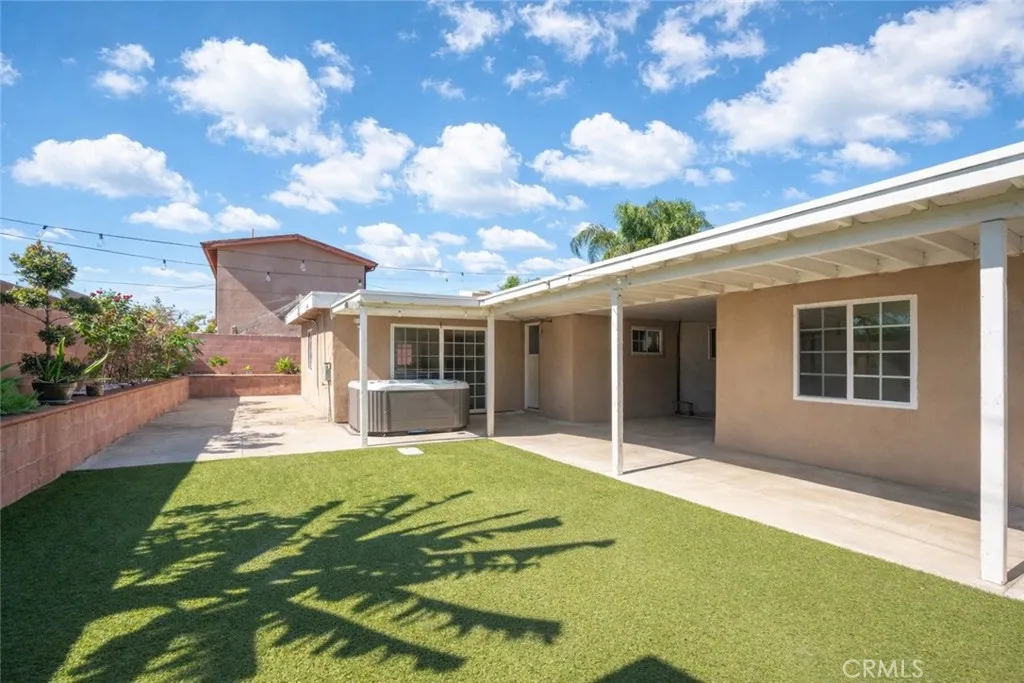506 W Rosslynn, Fullerton, California 92832 home-pic-21