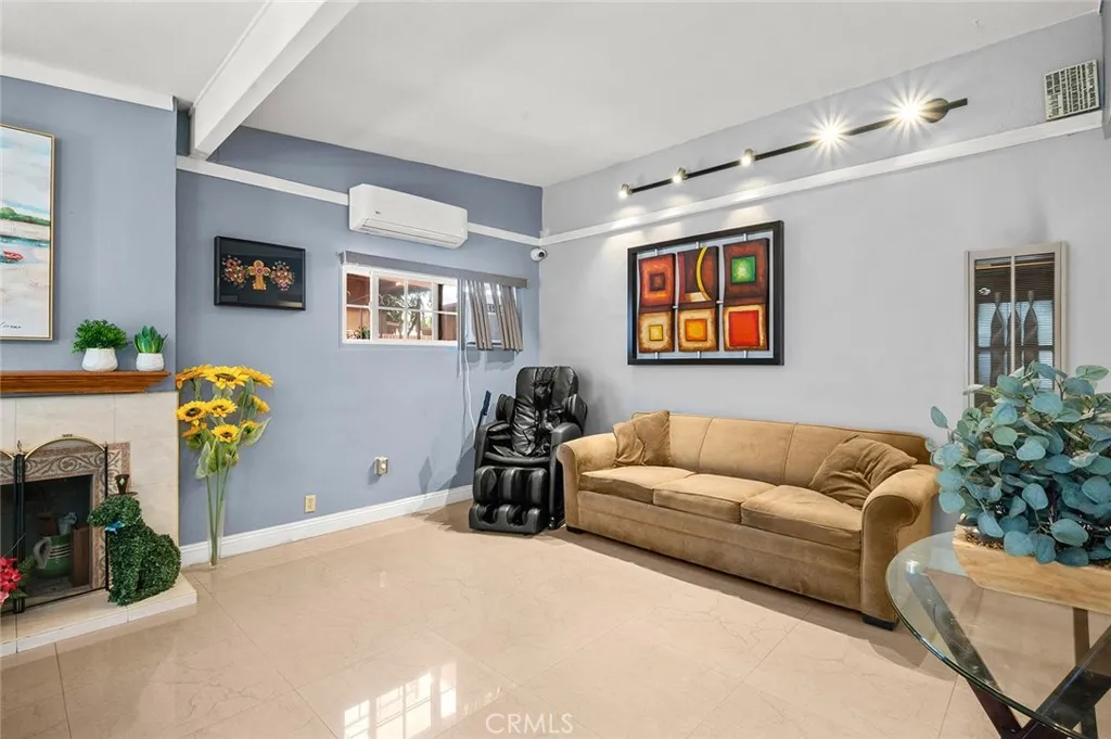 506 W Rosslynn, Fullerton, California 92832 home-pic-5